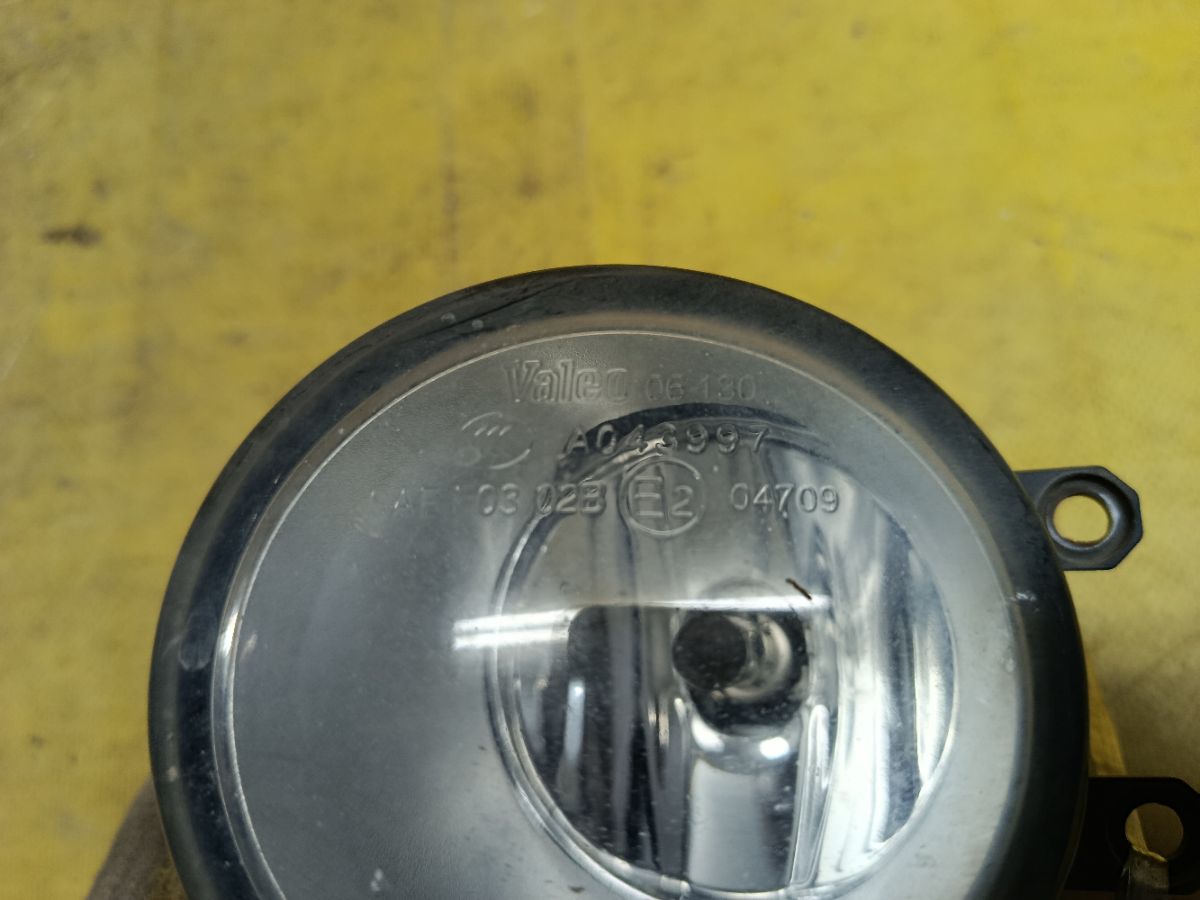 Туманка бамперная 06-130 06-130,81210-06052, 81220-06052 на Toyota Camry ACV40 Фото 3