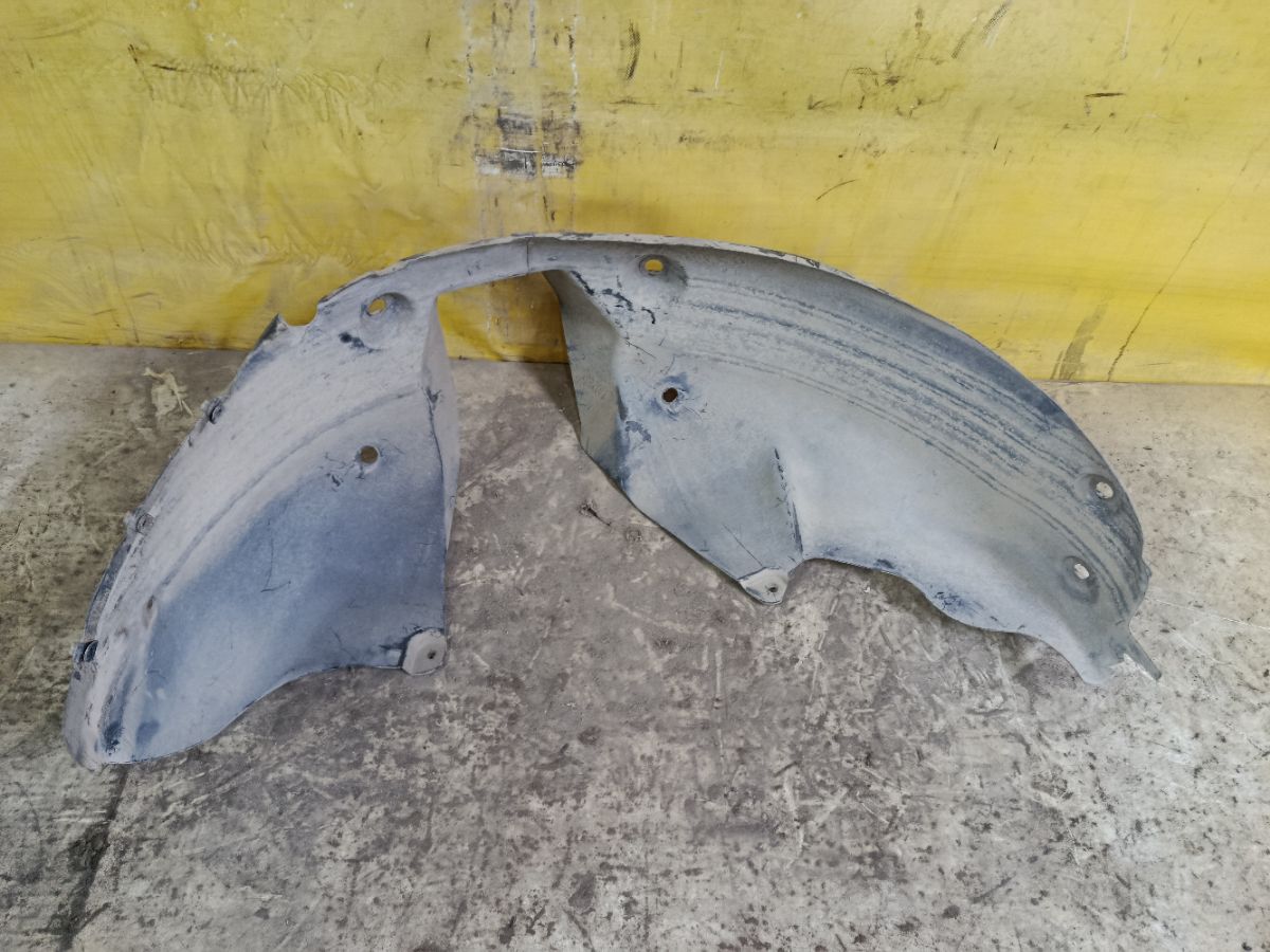 Подкрылок 86824-2E000 на Hyundai Tucson 1 JM G4GC Фото 1