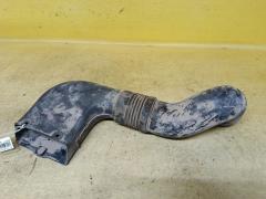 Воздухозаборник на Hyundai Tucson JM G4GC 28210-2E000  28210-2E100