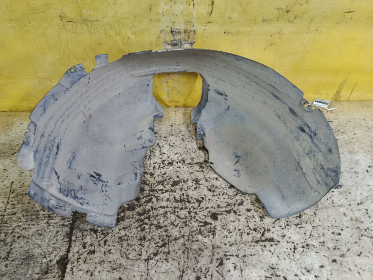 Подкрылок M5M51-16115-AB на Ford Focus 2 QQDB Фото 4