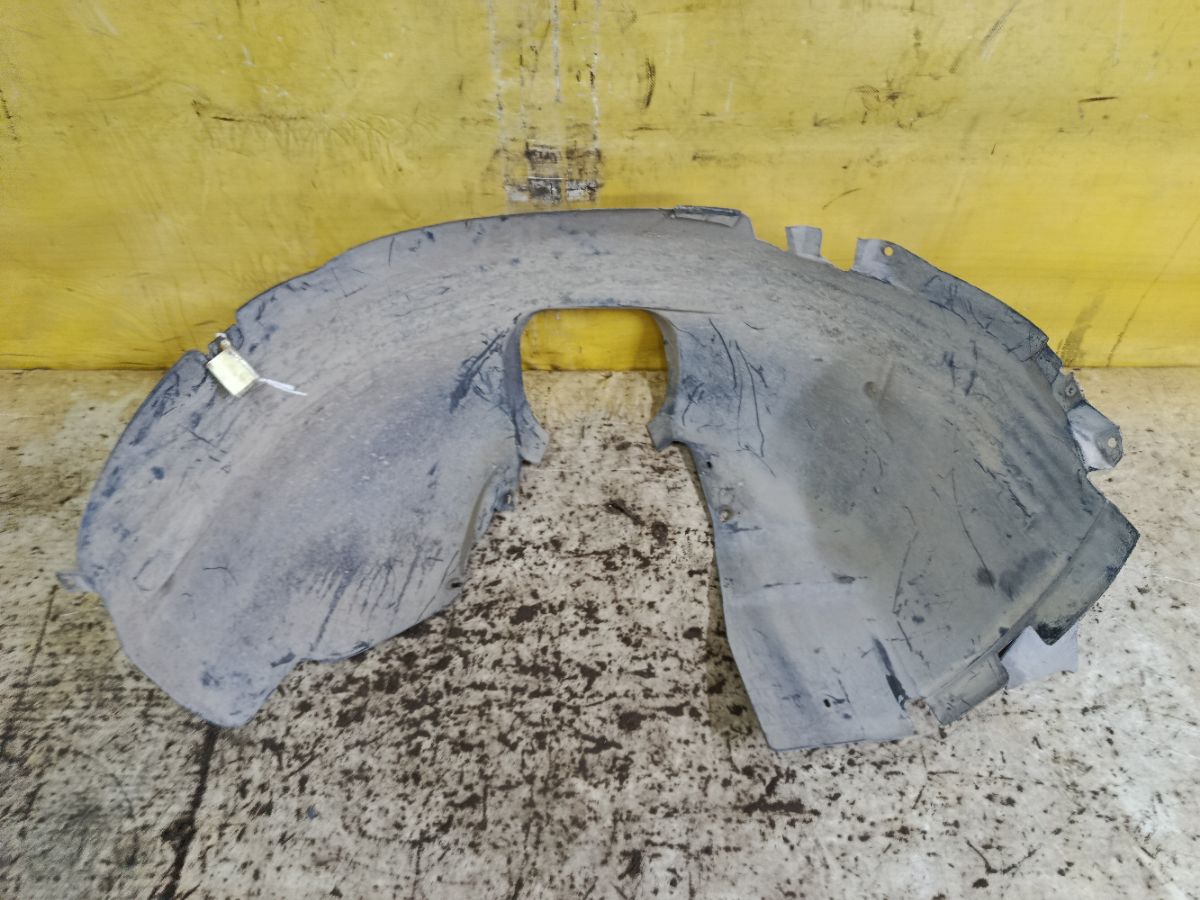 Подкрылок M5M59-16114-AB на Ford Focus 2 QQDB Фото 5
