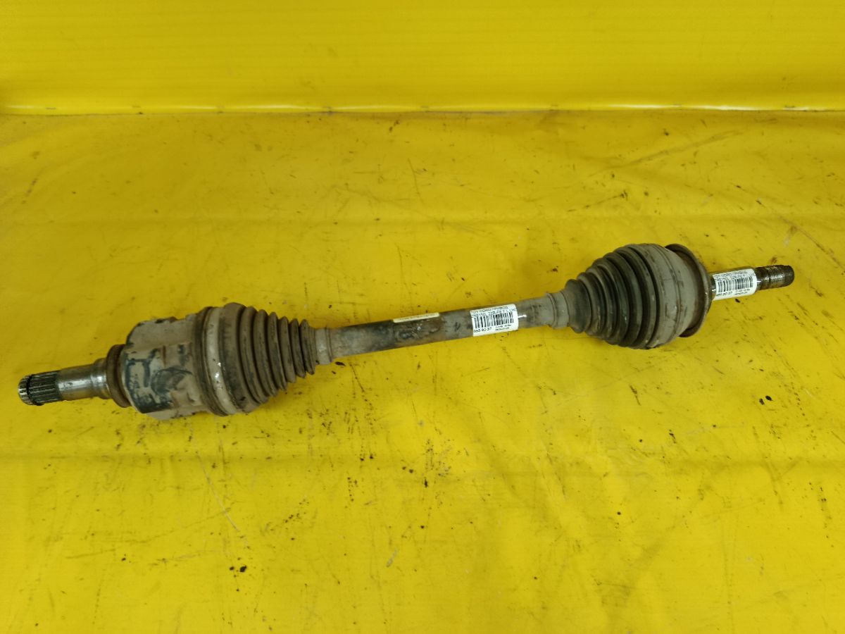 Привод на Toyota Corolla ZRE150L 2ZR-FE Фото 1