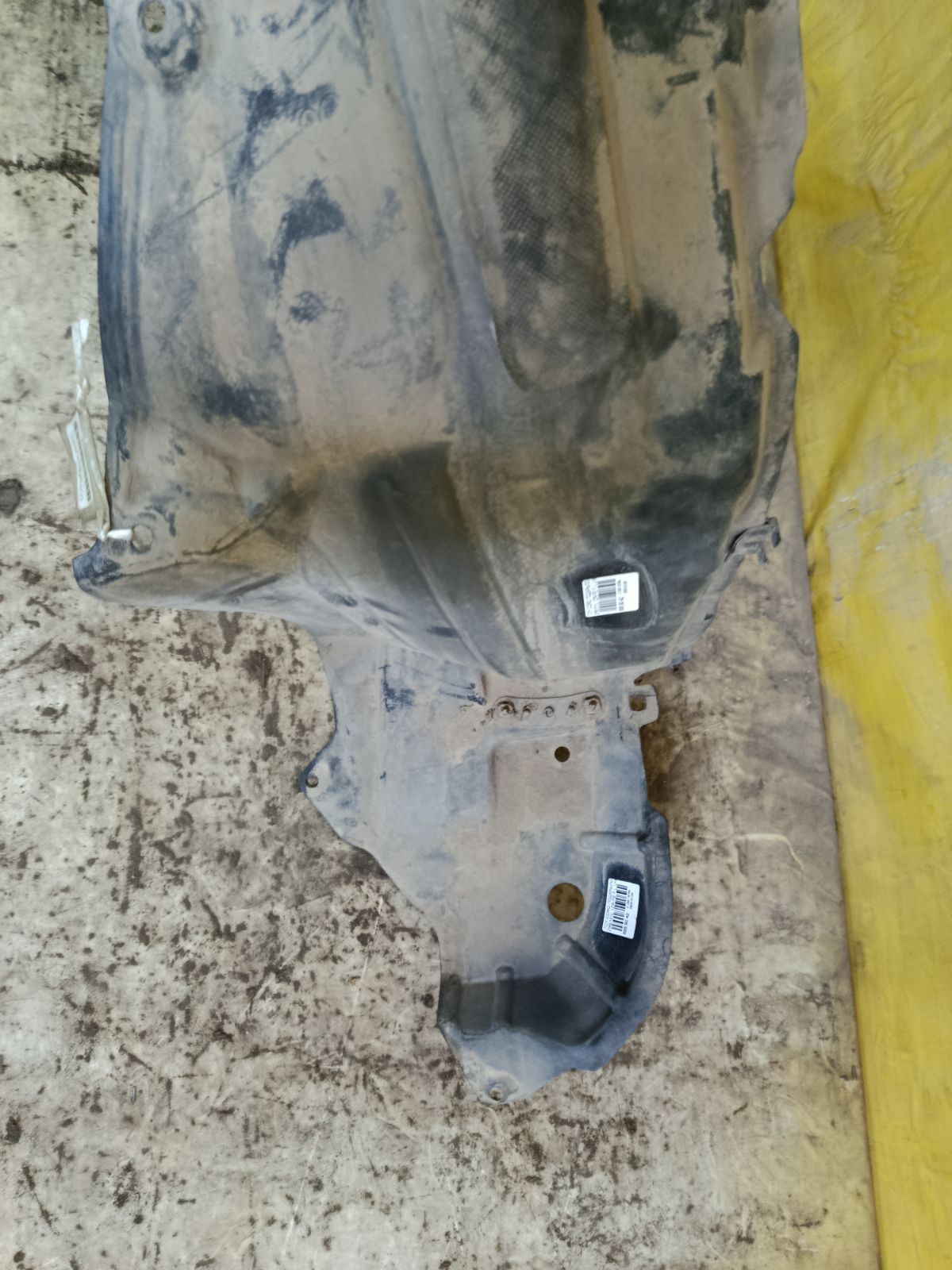 Подкрылок на Toyota Corolla ZRE151L 1ZR-FE Фото 2