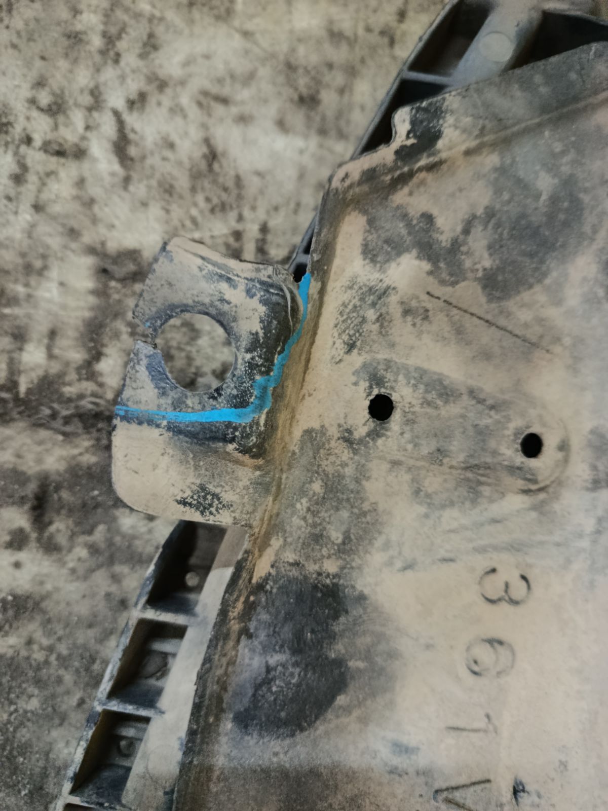 Защита двигателя 51441-02300 на Toyota Corolla ZRE151L 1ZR-FE Фото 4