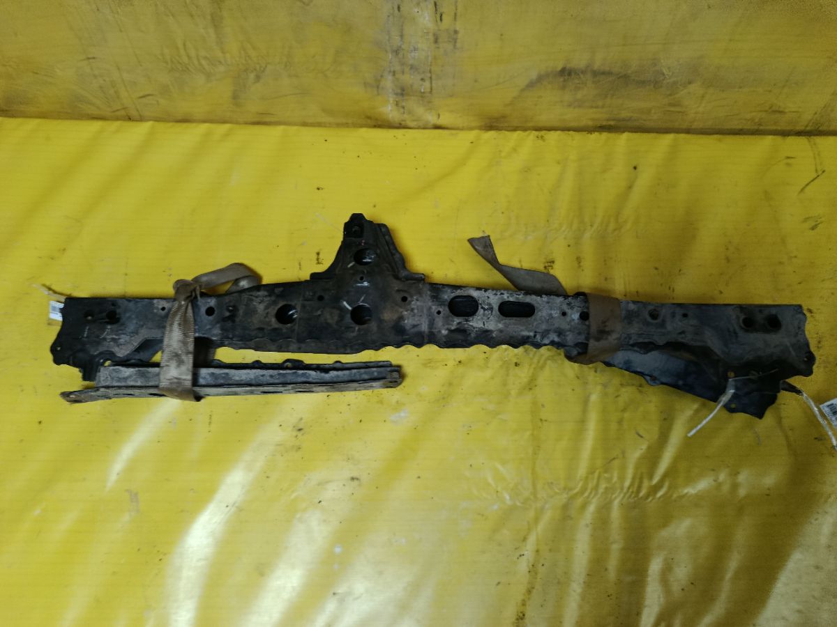 Балка под ДВС на Toyota Corolla ZRE151L 1ZR-FE Фото 1