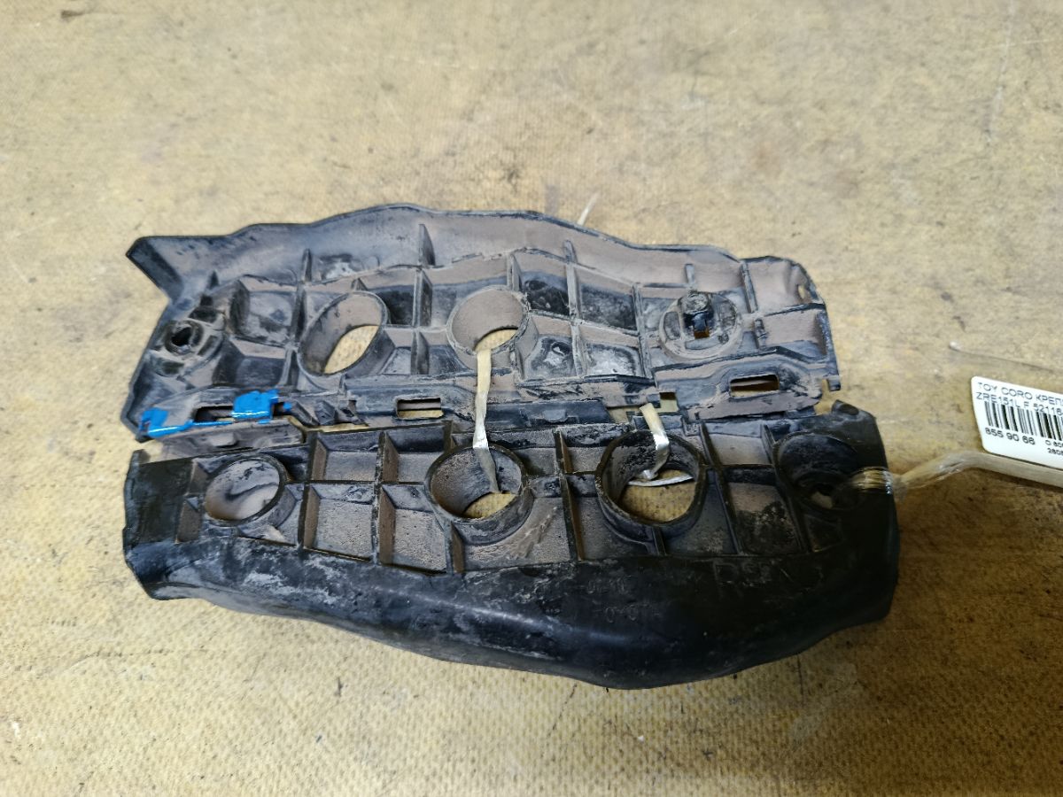 Крепление бампера 52116-02110, 52115-02110 на Toyota Corolla ZRE151L Фото 1