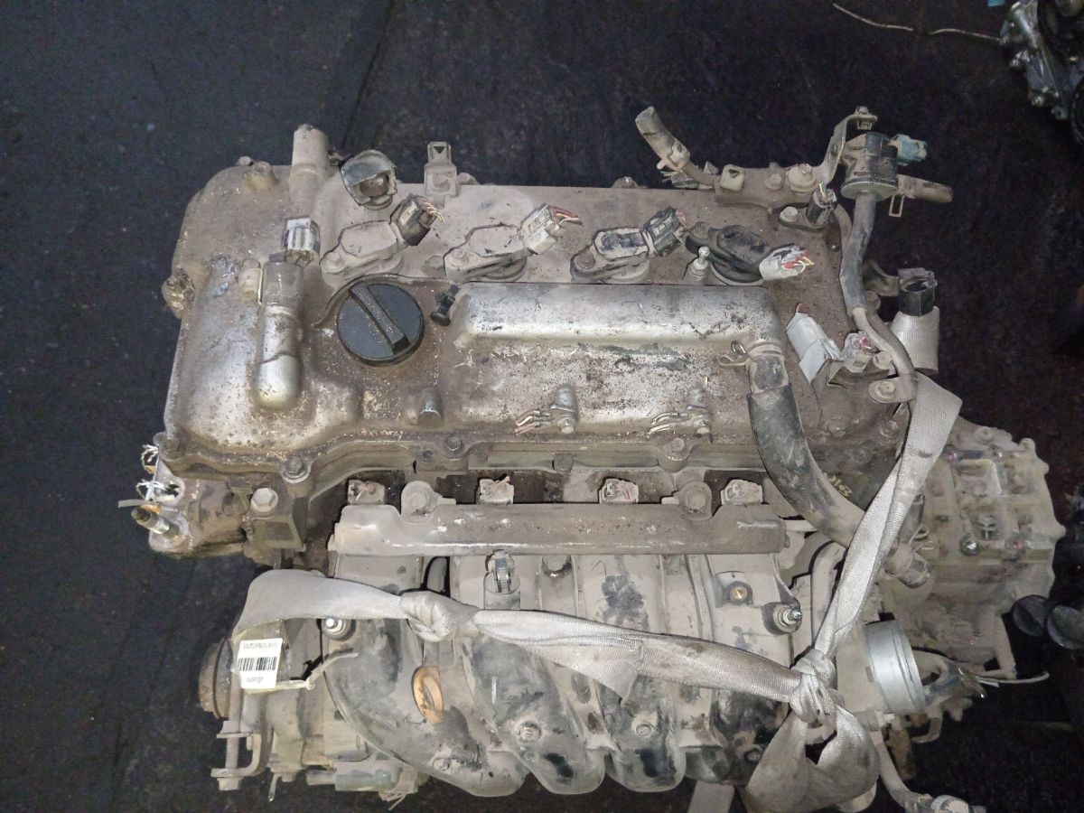 Двигатель на Toyota Corolla ZRE150L 2ZR-FE Фото 3