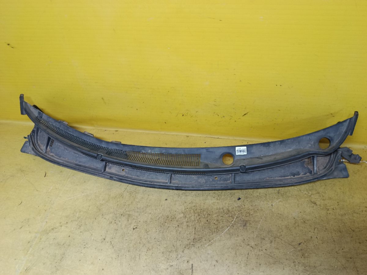 Решетка под лобовое стекло 0U861-51000, 0U861-54000 на Hyundai Solaris RB Фото 1