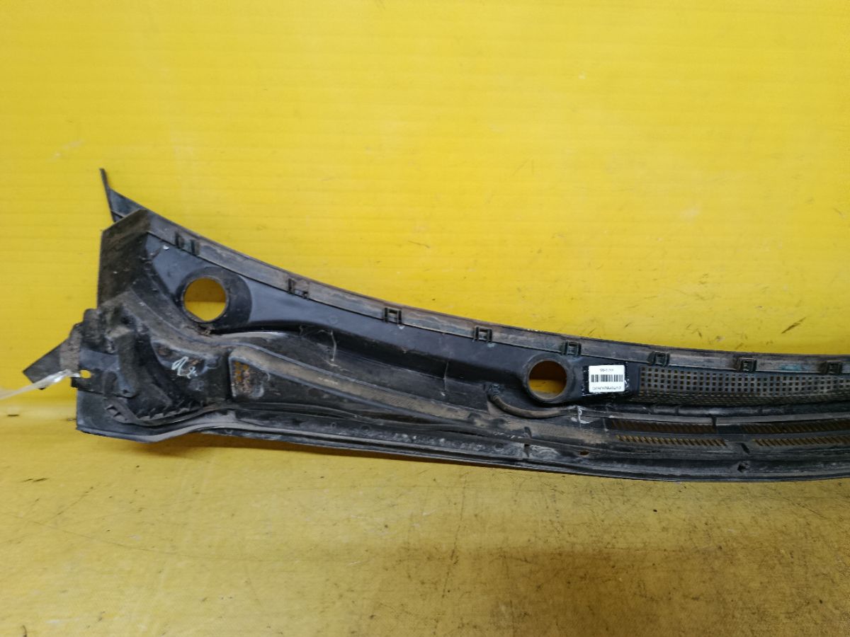 Решетка под лобовое стекло 0U861-51000, 0U861-54000 на Hyundai Solaris RB Фото 5