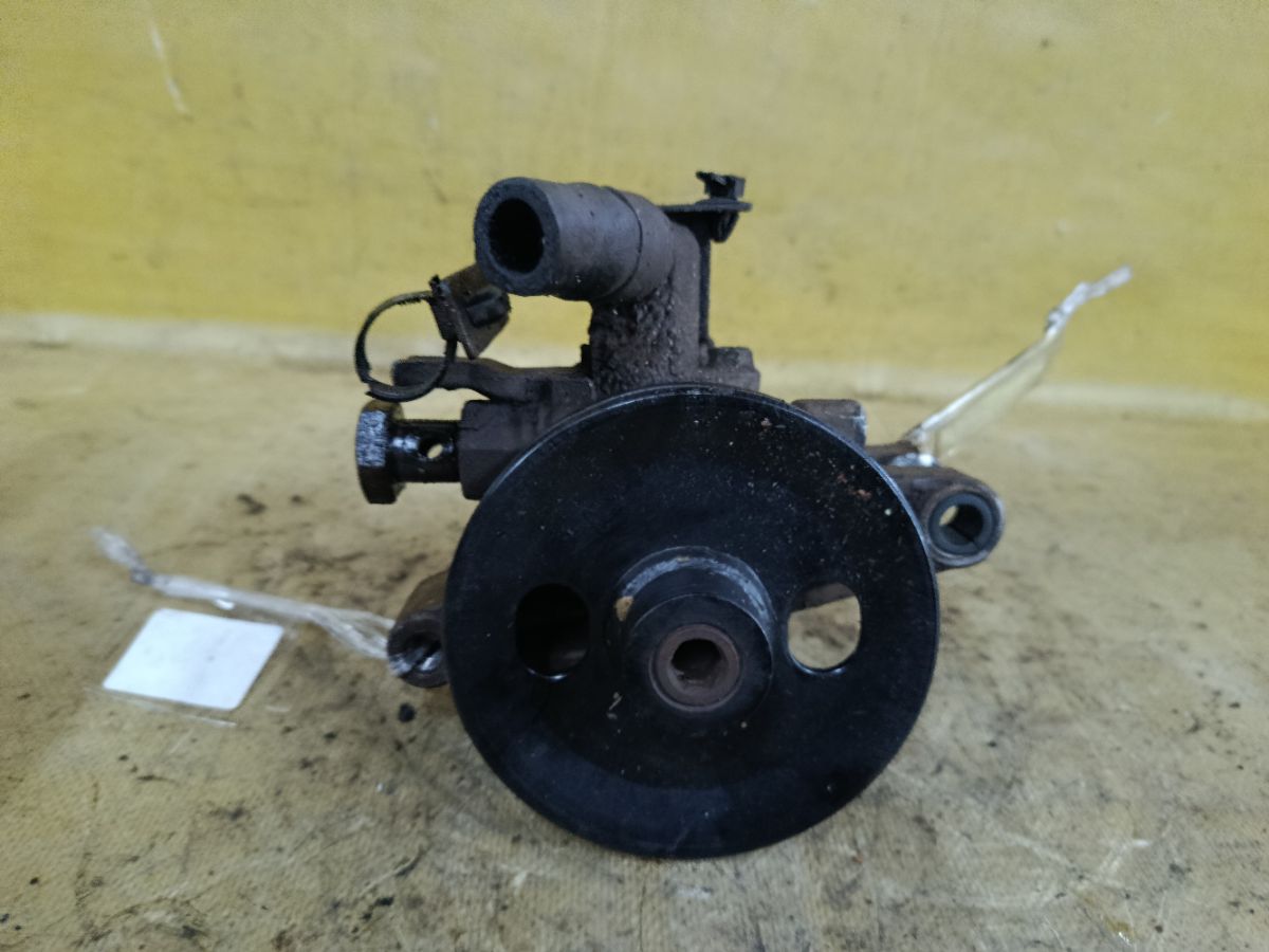 Насос гидроусилителя 57100-0L000 на Hyundai Tucson 1 JM G4GC Фото 2