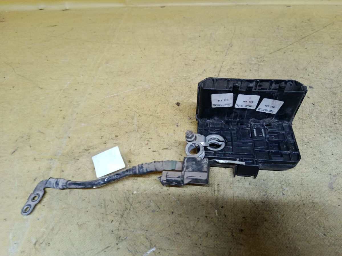 Клемма 37180-B5100 на Kia Cerato YD Фото 4