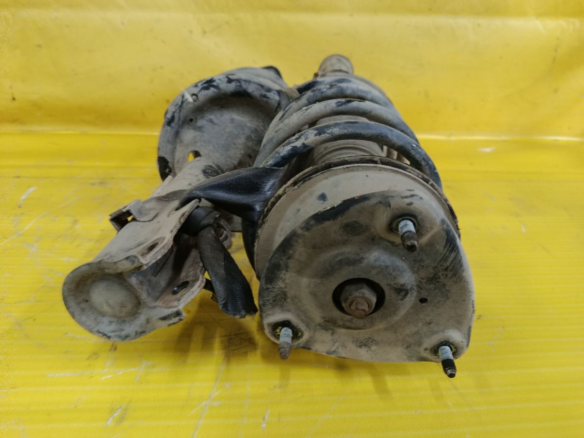 Стойка амортизатора 54604-0M000, 54603-0M000 на Hyundai Accent MC G4EE Фото 4