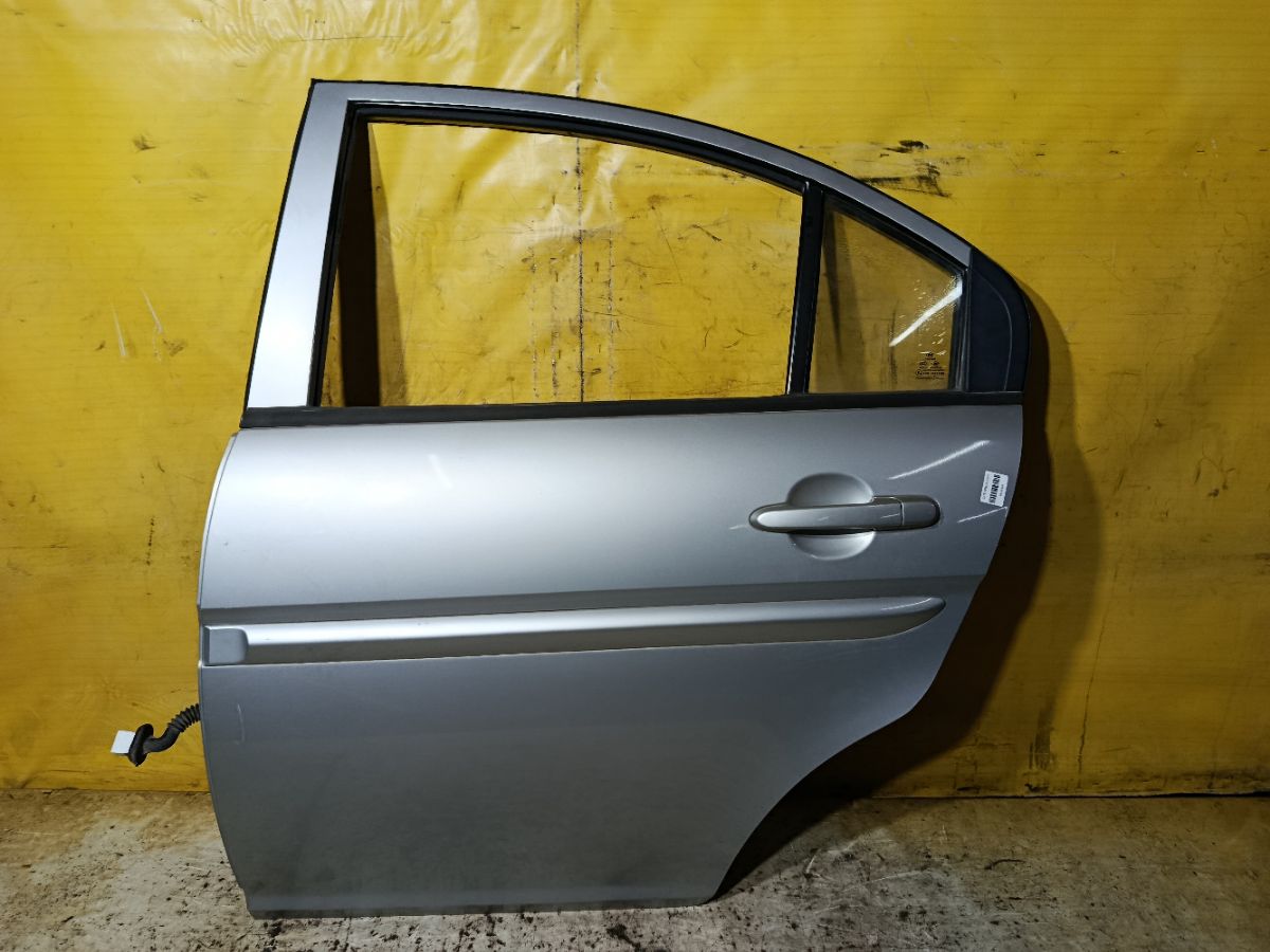 Дверь боковая на Hyundai Accent MC Фото 2