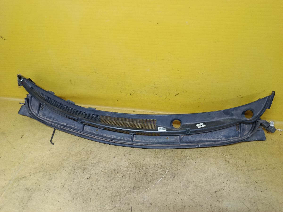 Решетка под лобовое стекло 0U861-51000, 0U861-54000 на Hyundai Solaris RB Фото 2