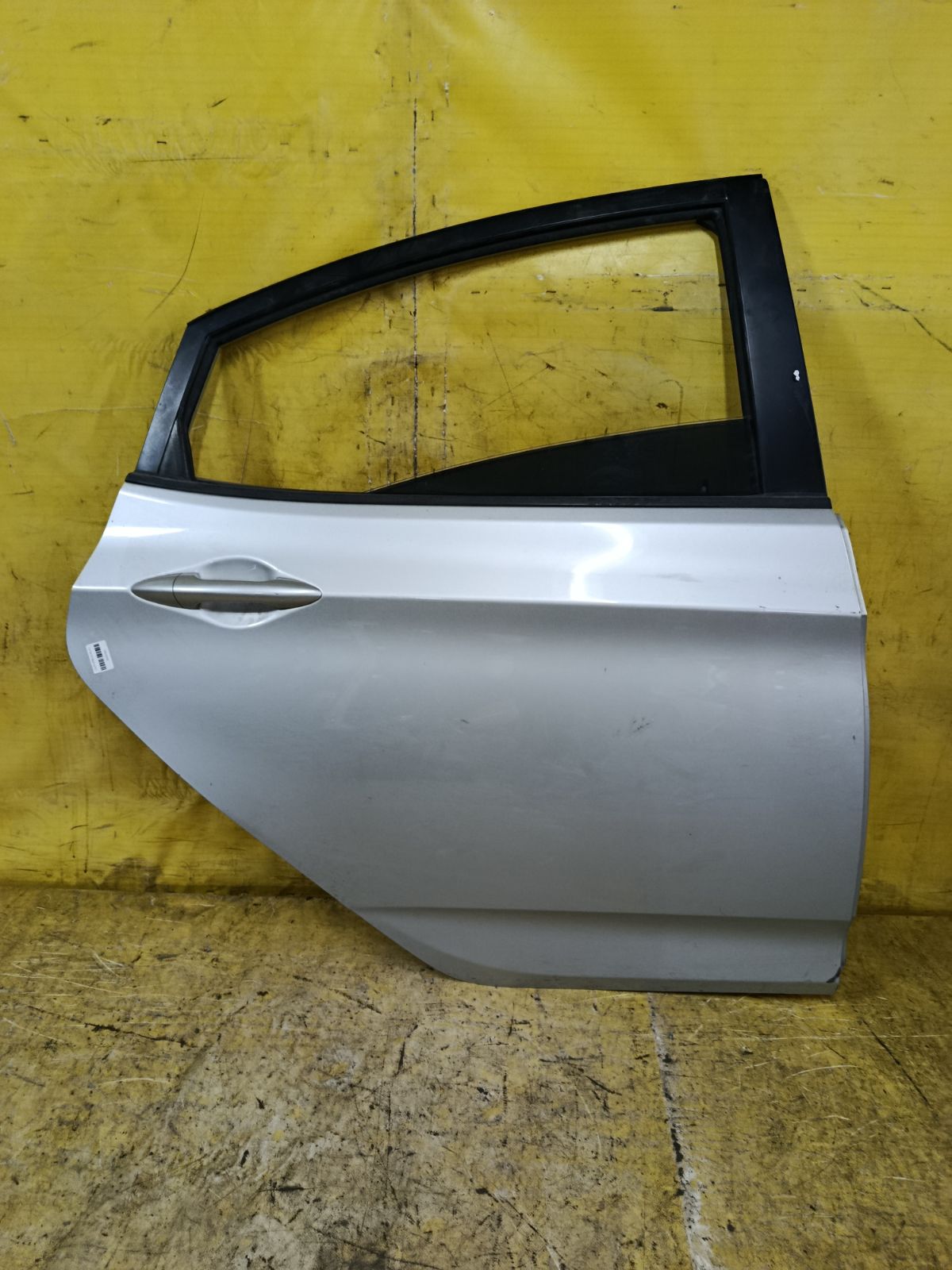Дверь боковая на Hyundai Solaris RB Фото 2