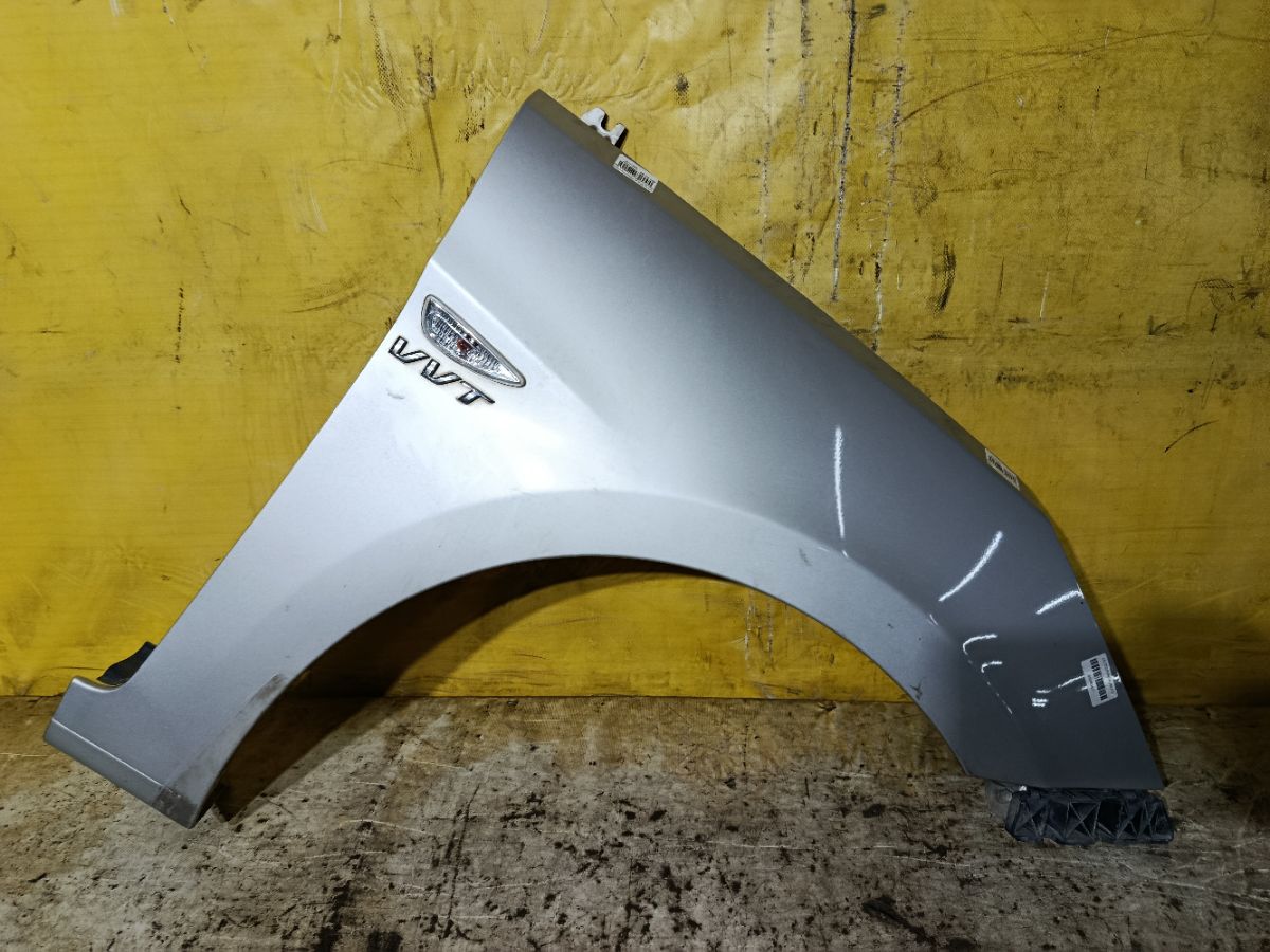 Крыло переднее на Hyundai Solaris RB Фото 4