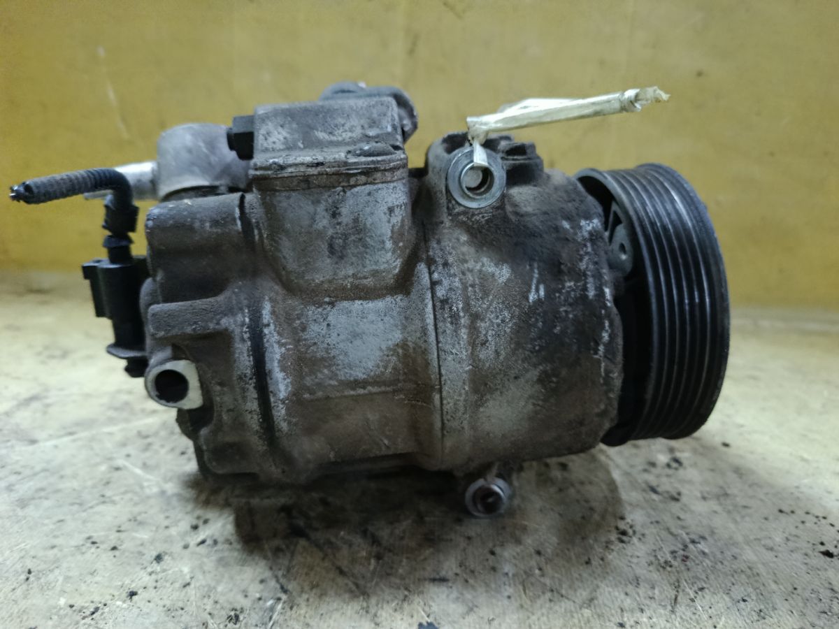 Компрессор кондиционера 6QD820803 на Skoda Fabia 5J BTS Фото 4