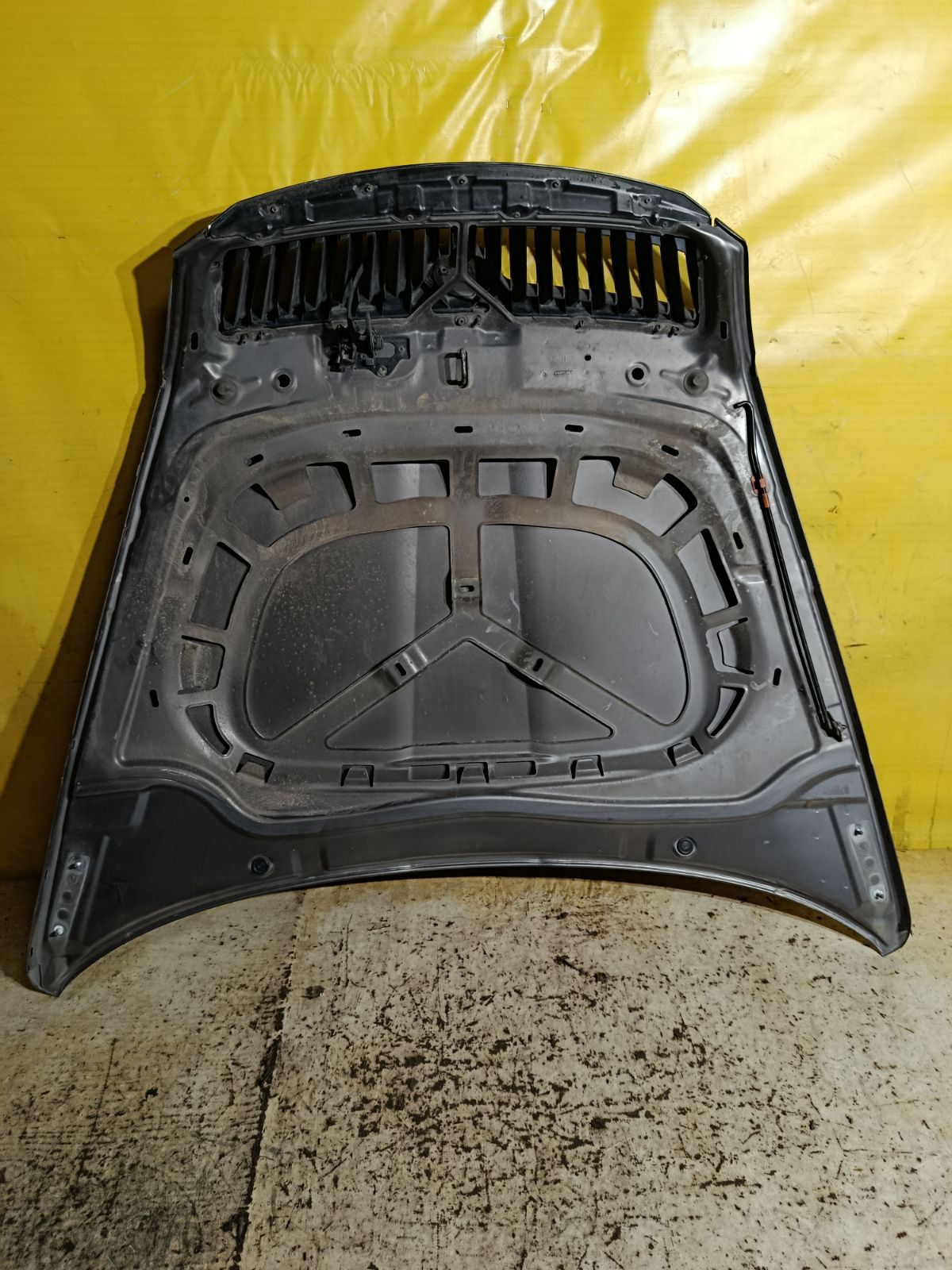 Капот на Skoda Octavia 2 Фото 12