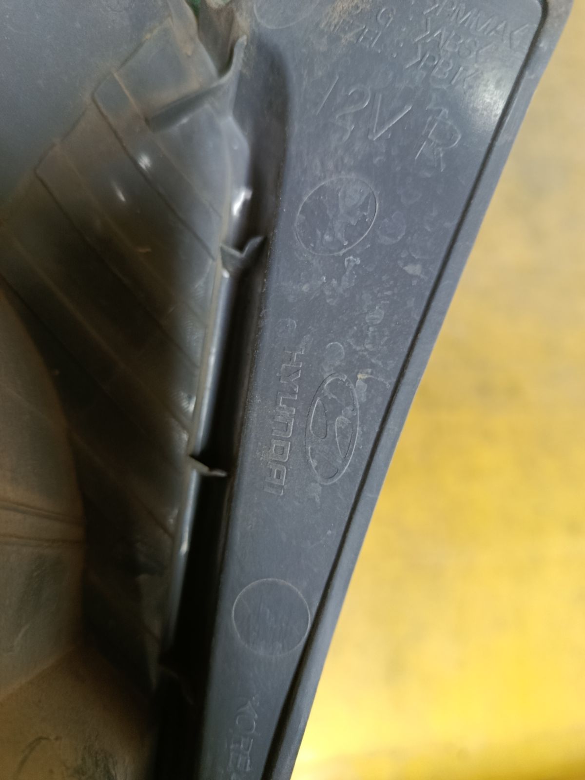 Стоп 92402-0U000 на Hyundai Solaris RB Фото 9