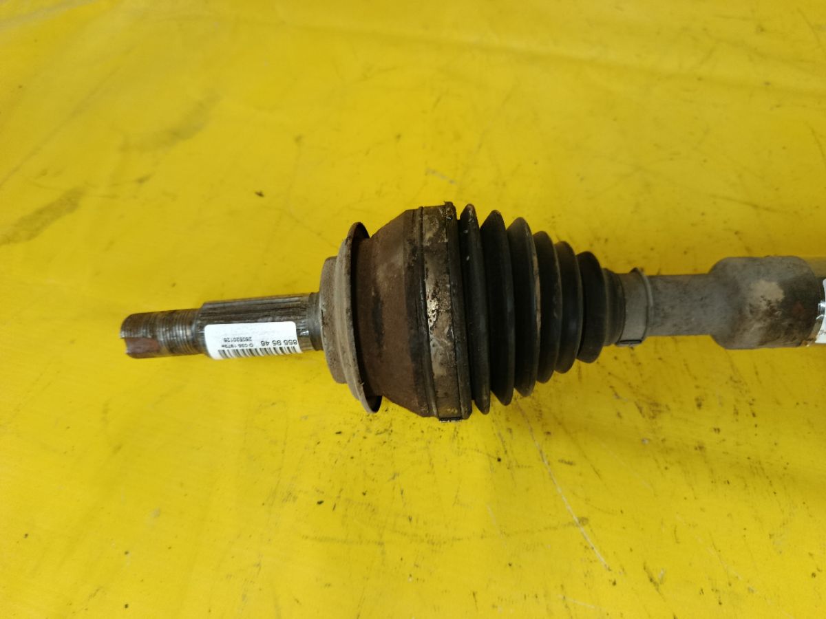 Привод на Toyota Corolla ZRE151L 1ZR-FE Фото 4