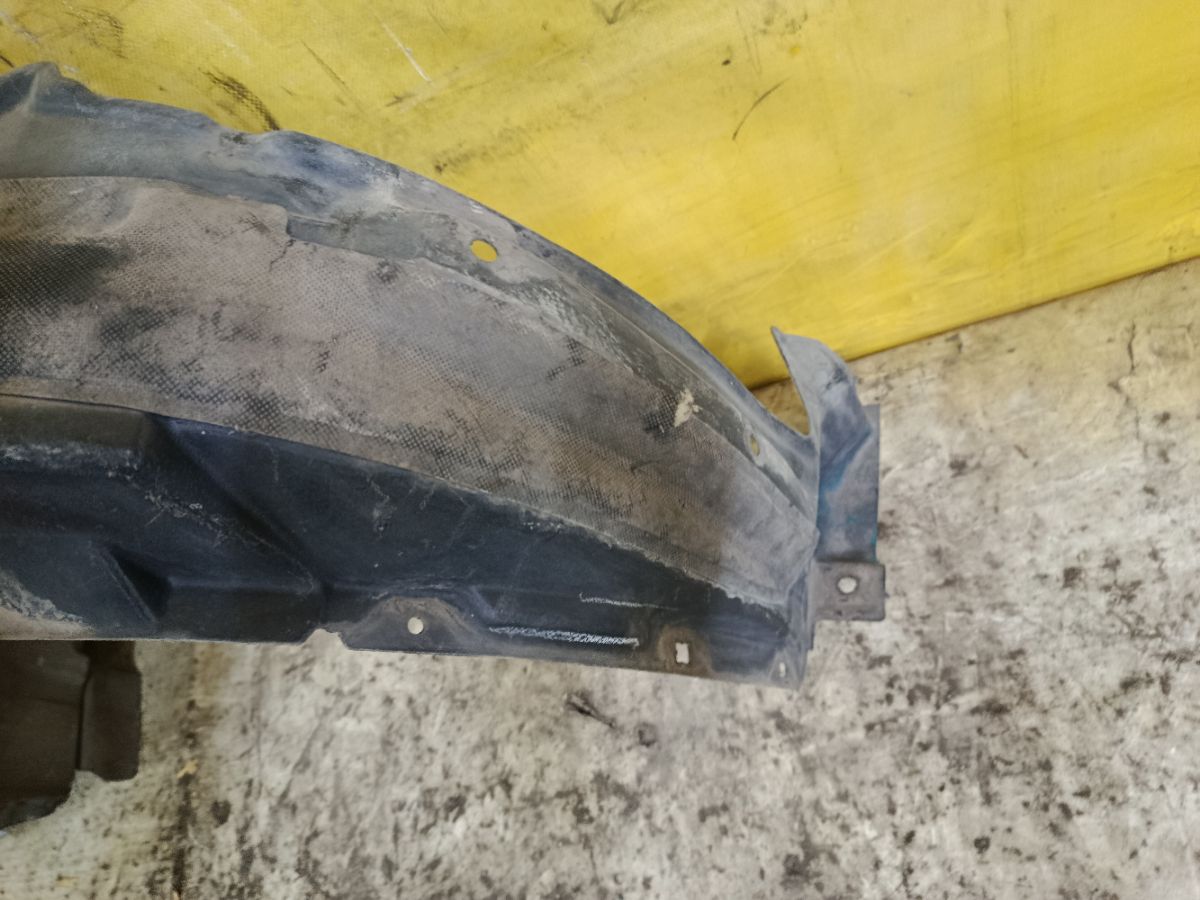 Подкрылок на Toyota Corolla ZRE151L 1ZR-FE Фото 5