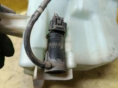 Бачок омывателя на Toyota Corolla ZRE151L Фото 4