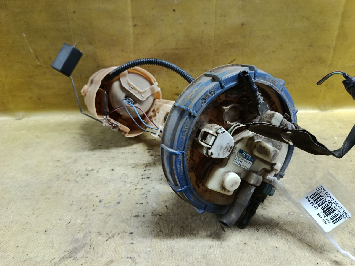 Бензонасос 77020-02240 на Toyota Corolla ZRE151L 1ZR-FE Фото 2
