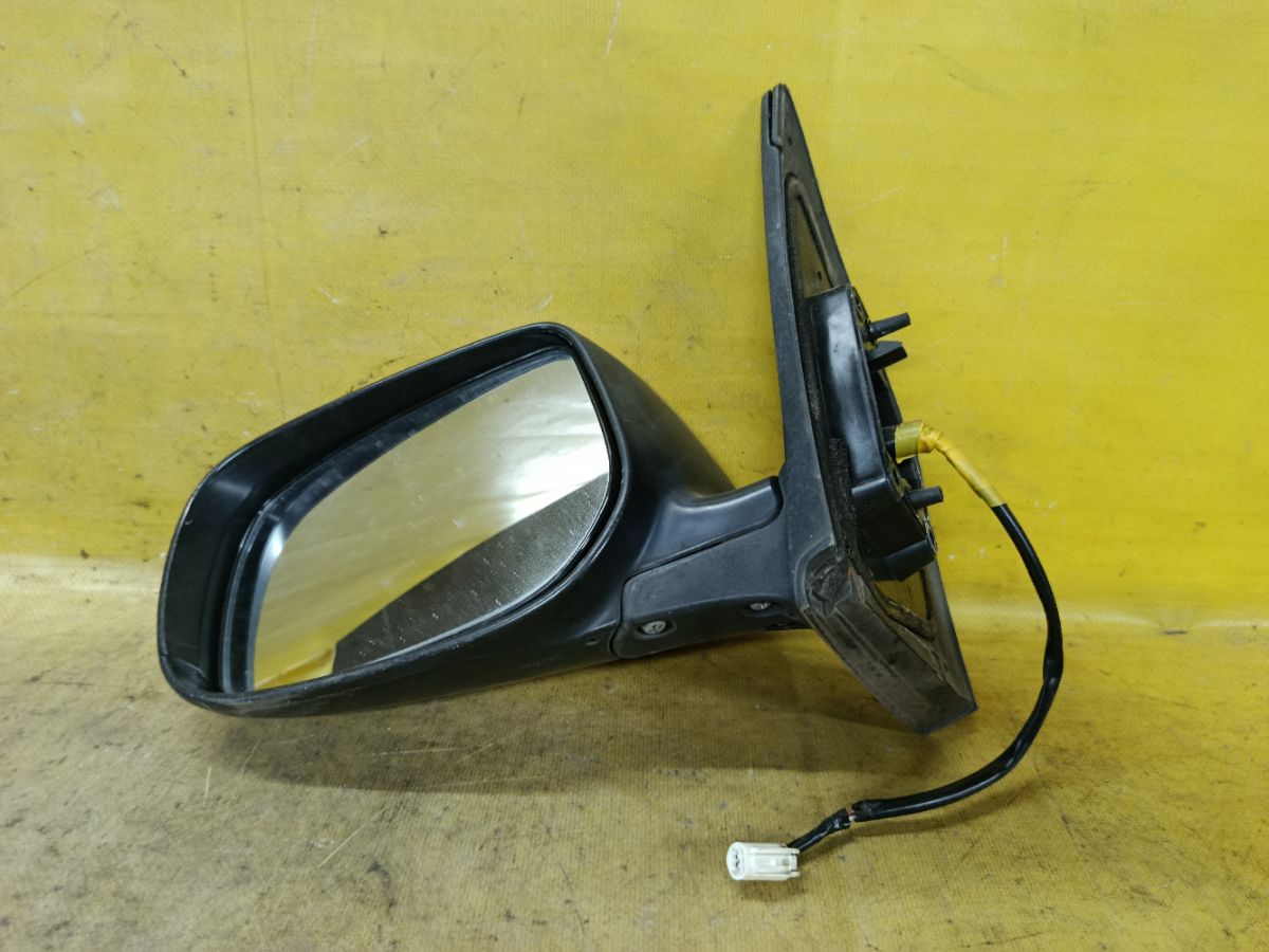 Зеркало двери боковой на Toyota Corolla ZRE151L Фото 6