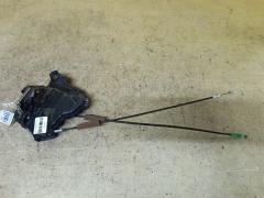 Замок двери на Toyota Corolla ZRE151L Фото 2