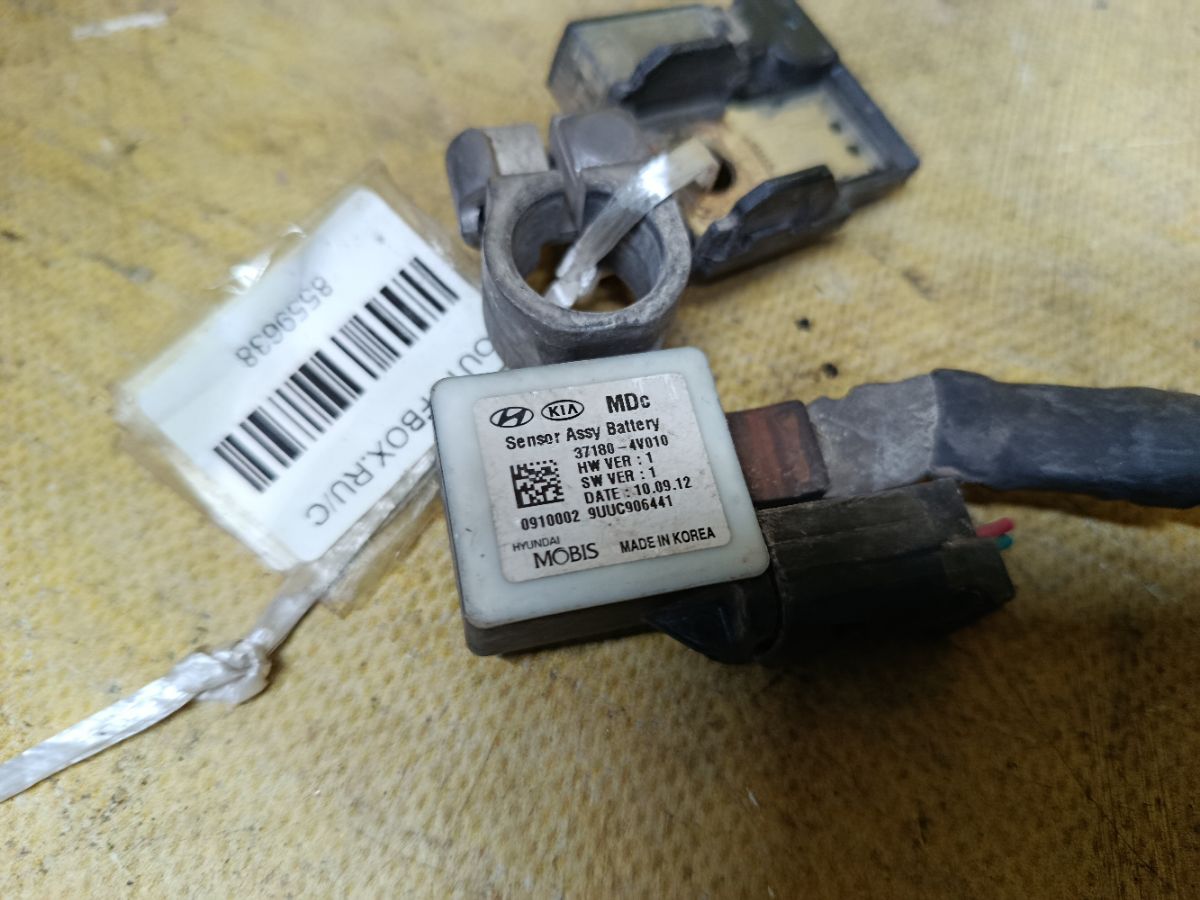 Клемма 37180-4V010 на Hyundai Elantra MD Фото 4