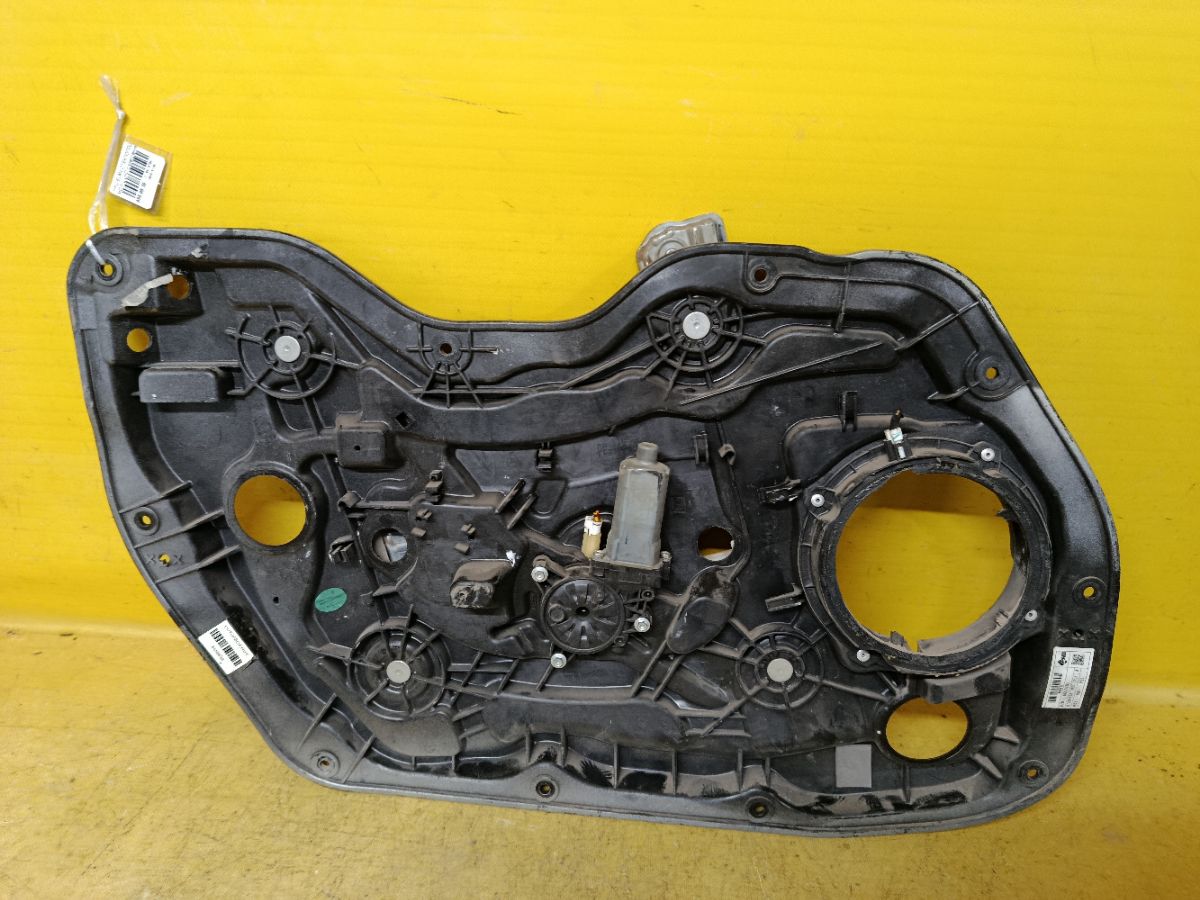 Стеклоподъемный механизм на Hyundai Elantra MD Фото 2