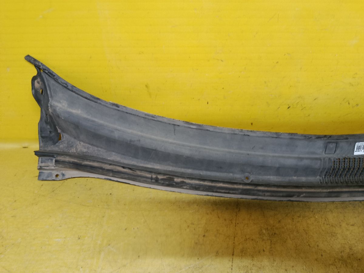 Решетка под лобовое стекло 95486238 на Chevrolet Aveo T300 Фото 5