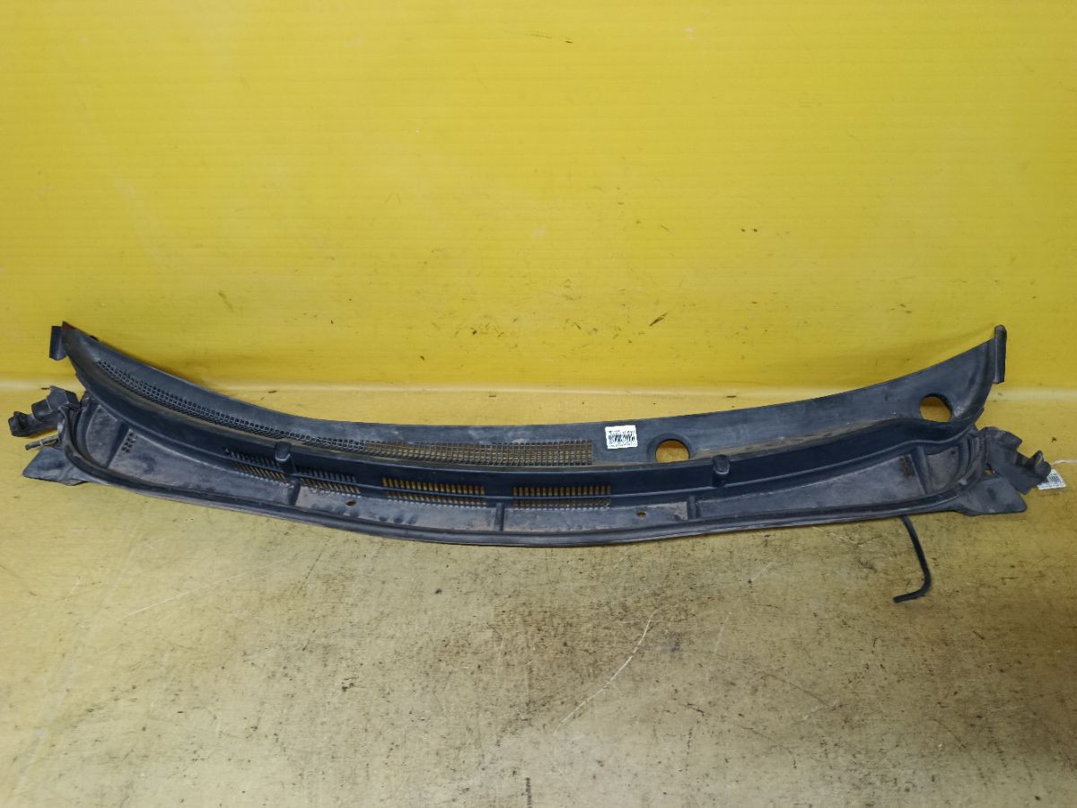 Решетка под лобовое стекло 0U861-51000, 0U861-54000 на Hyundai Solaris RB Фото 2