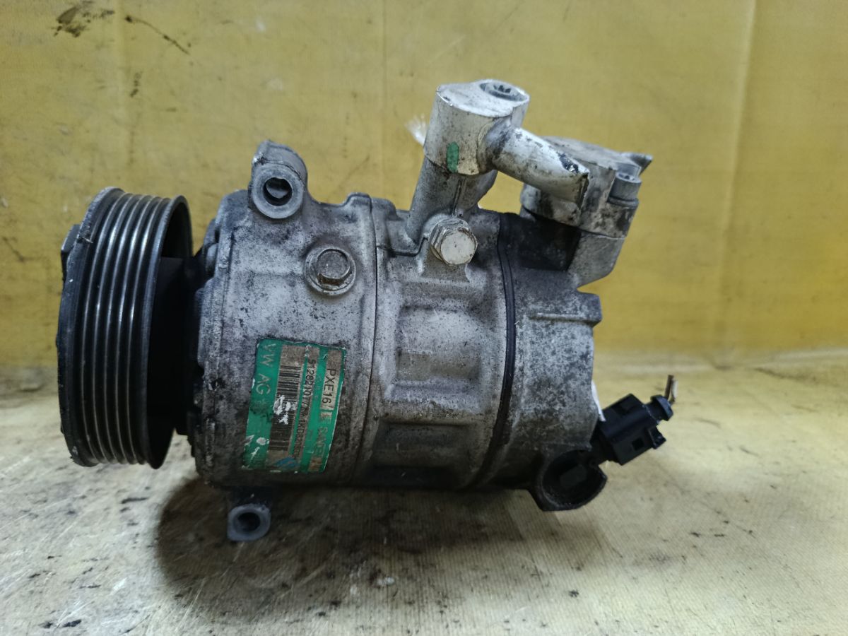 Компрессор кондиционера 1KD820803H на Skoda Octavia 1Z Фото 3