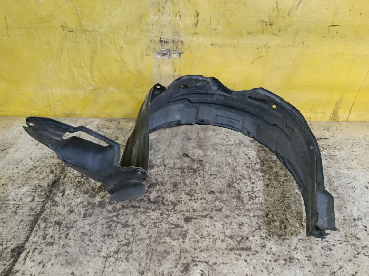 Подкрылок 53875-YK010 на Toyota Corolla ZRE120L 1ZR-FE Фото 2
