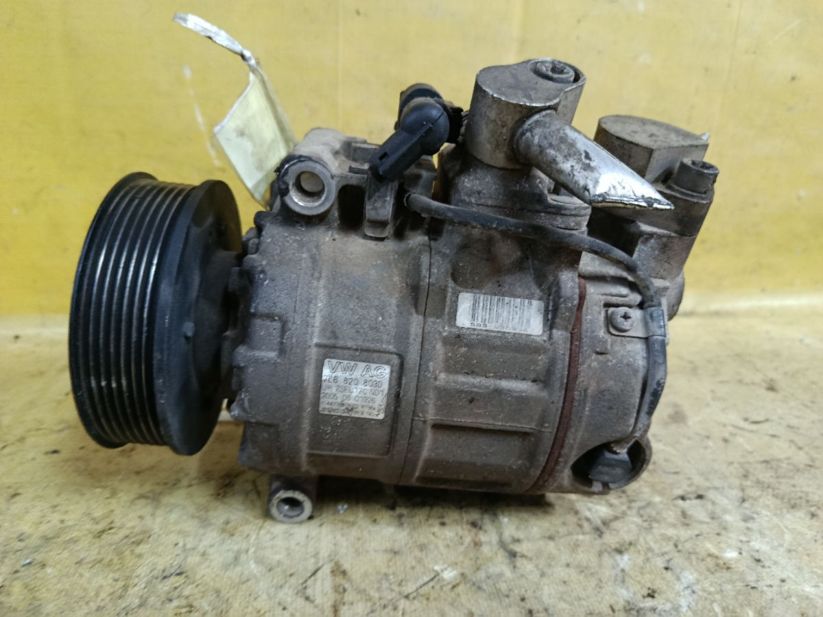 Компрессор кондиционера 7L6820803D на Volkswagen Touareg 7L BRJ Фото 5