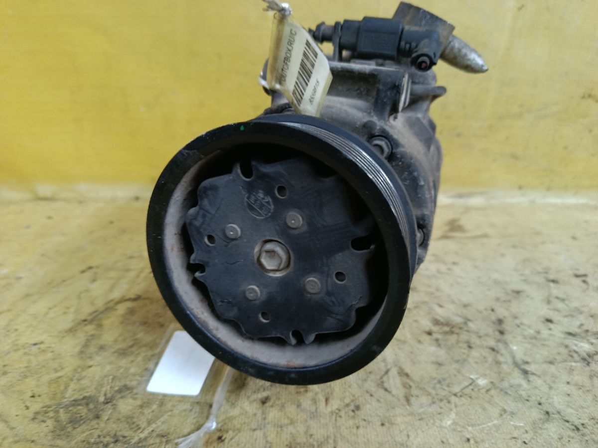 Компрессор кондиционера 7L6820803D на Volkswagen Touareg 7L BRJ Фото 8