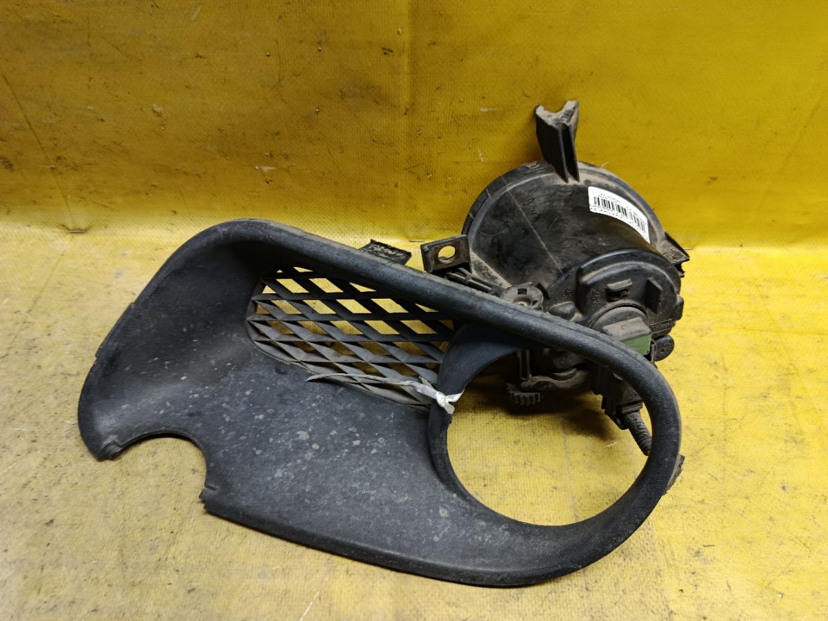 Туманка бамперная 02B1713 02B1713,7L6853664F на Volkswagen Touareg 7L Фото 4