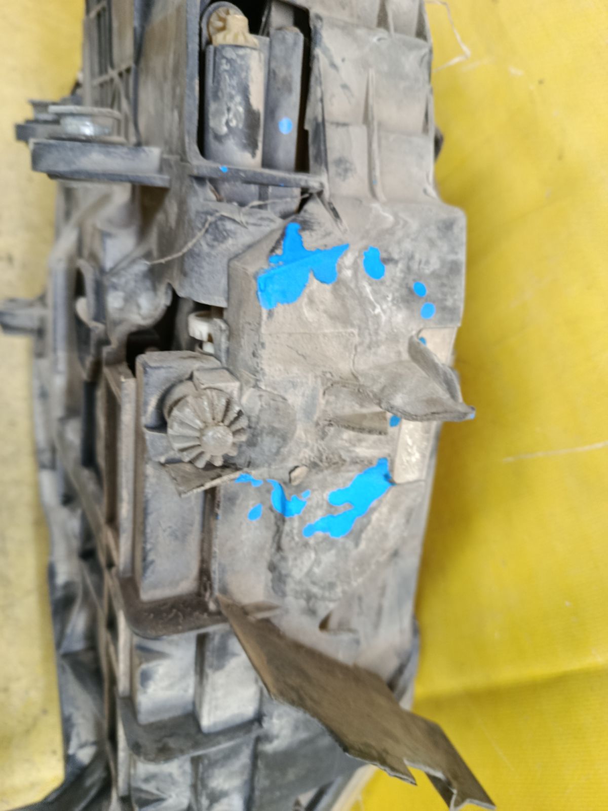 Фара 7L6941015CE на Volkswagen Touareg 7L Фото 9