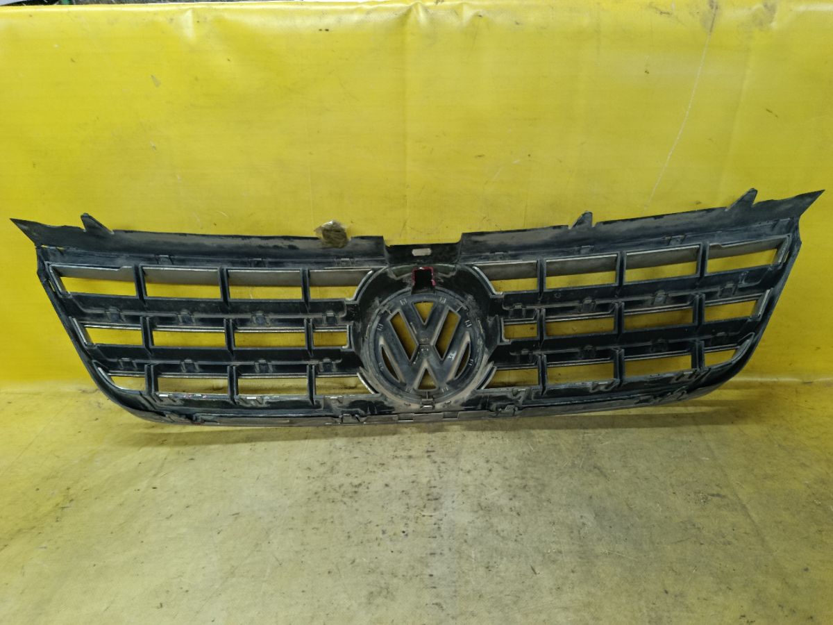 Решетка радиатора 7L6853601A на Volkswagen Touareg 7L Фото 7