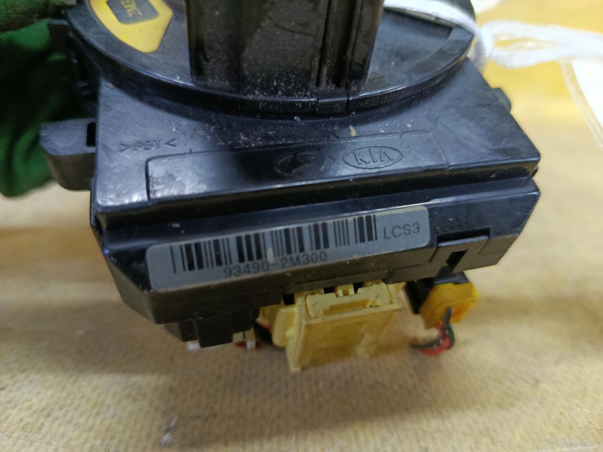 Датчик угла поворота рулевого колеса 93480-3L002, 93490-2M300 на Hyundai Ix35 LM G4NA Фото 7