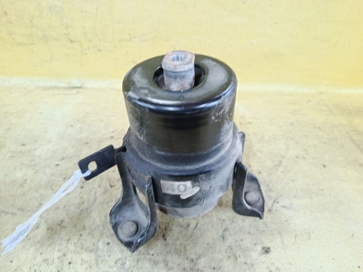 Подушка двигателя на Toyota Camry ACV40 2AZ-FE Фото 2