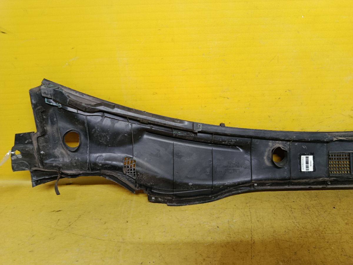 Решетка под лобовое стекло 55781-06130, 55708-06130 на Toyota Camry ACV40 Фото 8