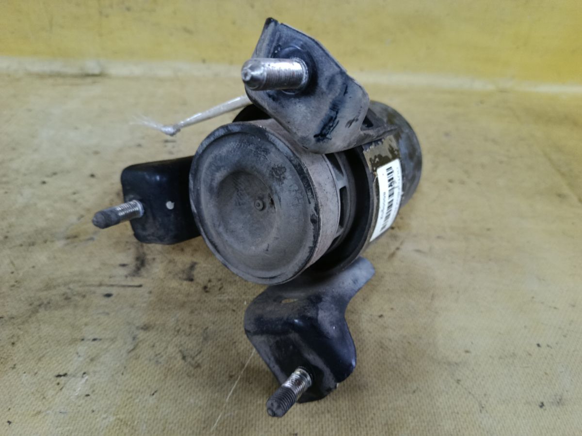 Подушка двигателя на Toyota Camry ACV40 2AZ-FE Фото 2