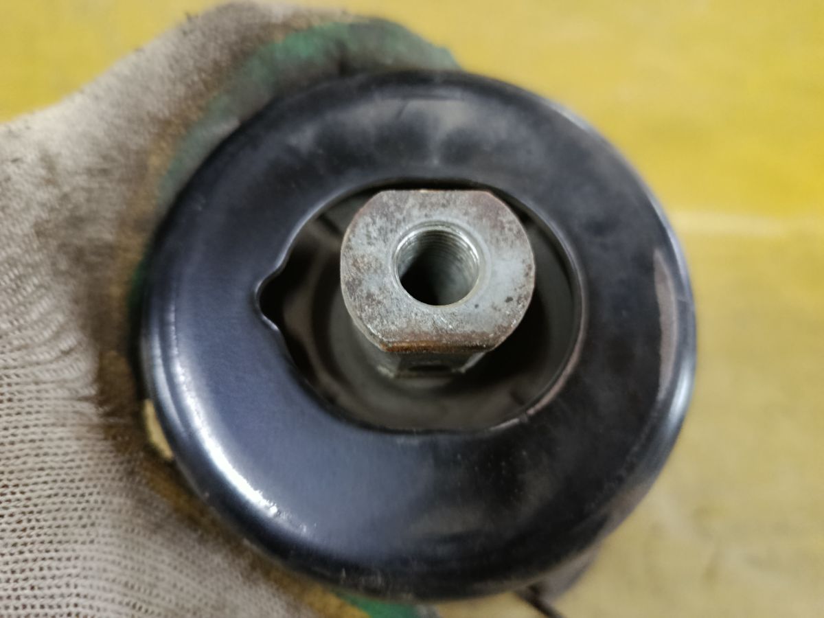 Подушка двигателя на Toyota Camry ACV40 2AZ-FE Фото 4