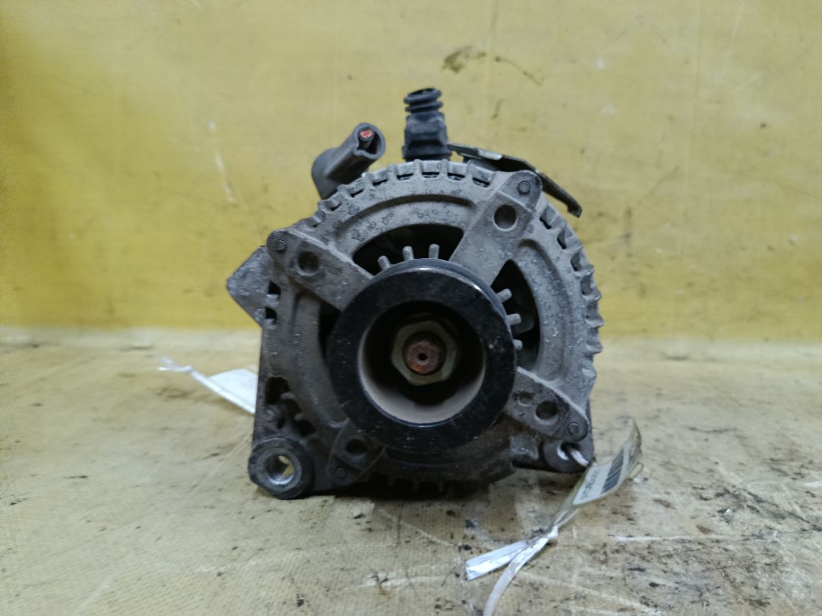 Генератор 27060-0H170 на Toyota Camry ACV40 2AZ-FE Фото 4