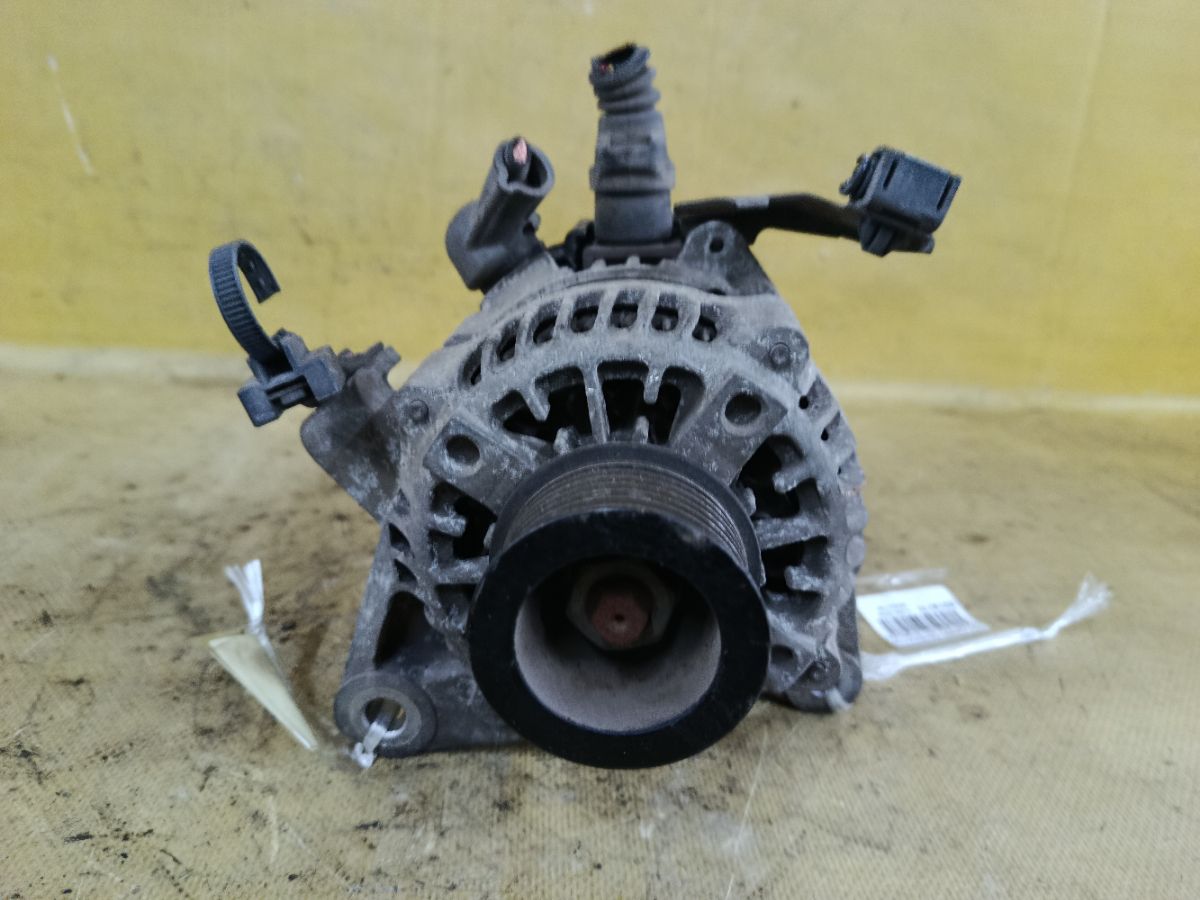 Генератор 27060-0H170 на Toyota Camry ACV40 2AZ-FE Фото 3