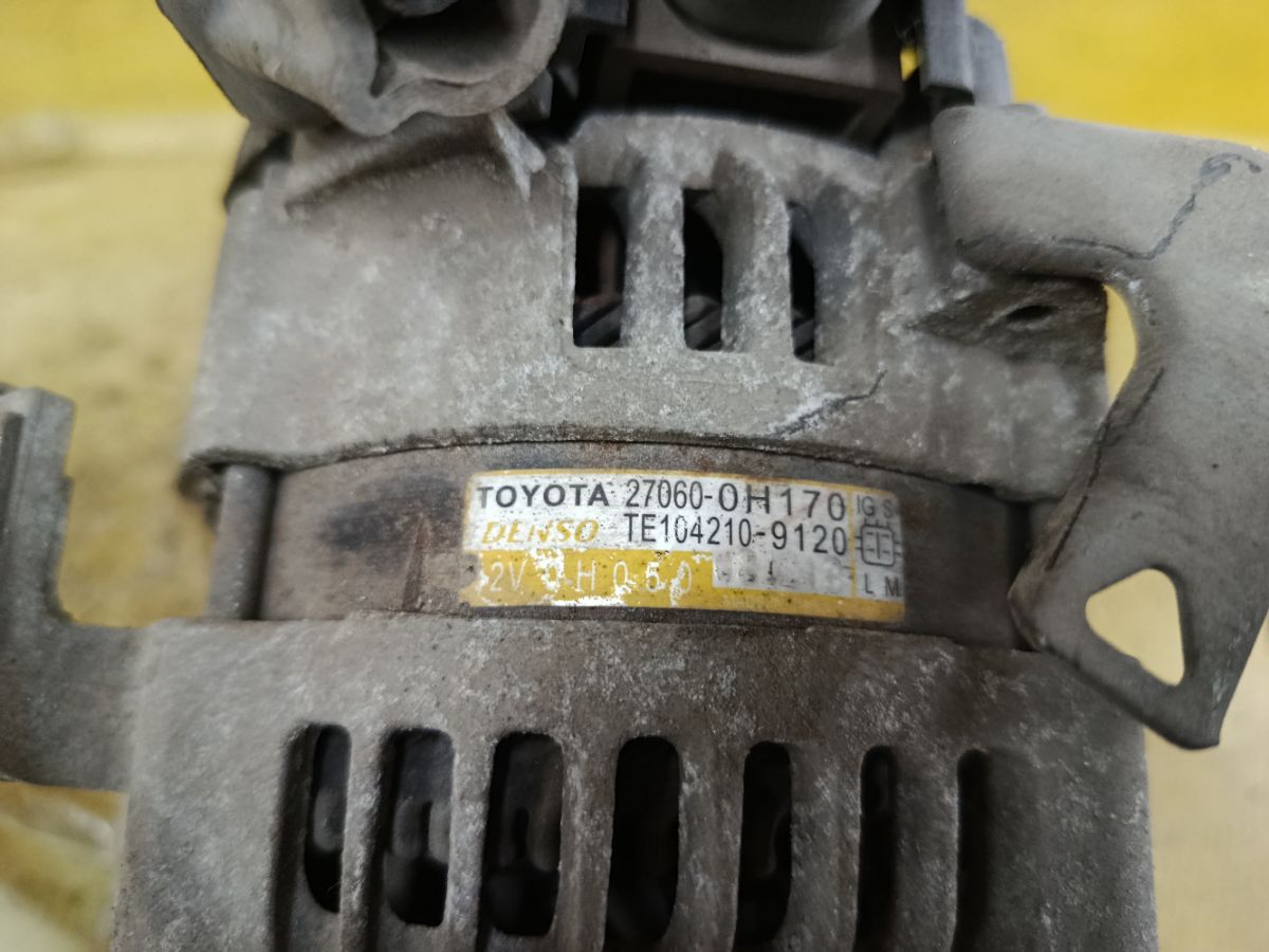 Генератор 27060-0H170 на Toyota Camry ACV40 2AZ-FE Фото 4