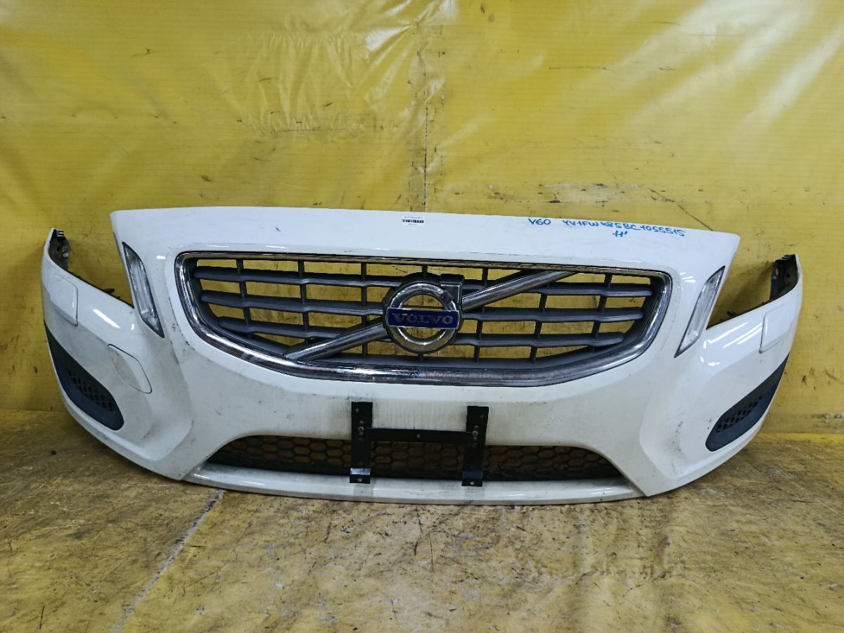 Бампер на Volvo V60 FW Фото 2