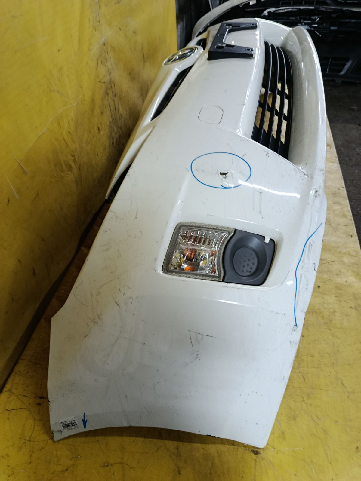 Бампер 47-37 47-37,52119-47080 на Toyota Prius ZVW30 Фото 9